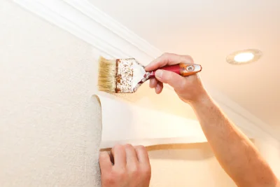 Pose de papier peint à Monthou-sur-Bièvre — revêtements muraux et toiles de verre